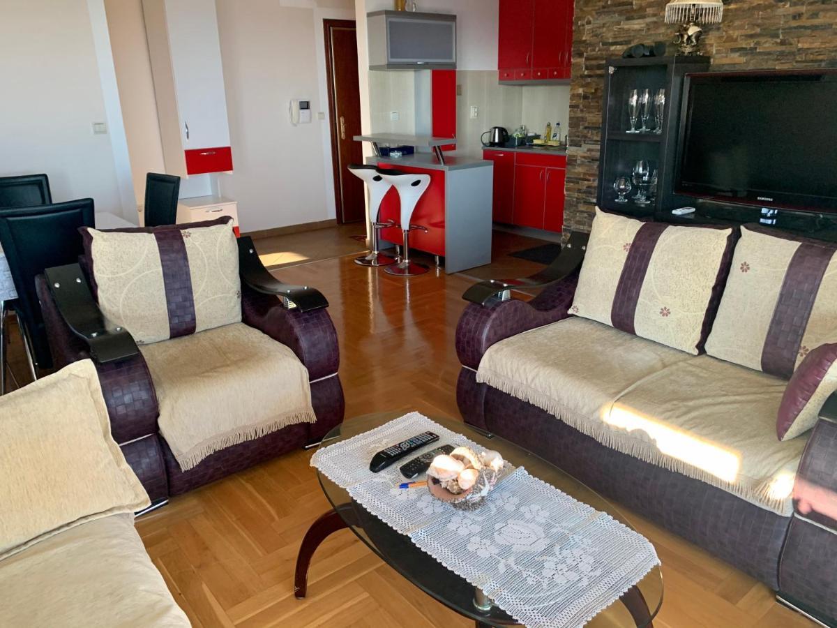 Blue Sky Apartment Petrovac Ngoại thất bức ảnh